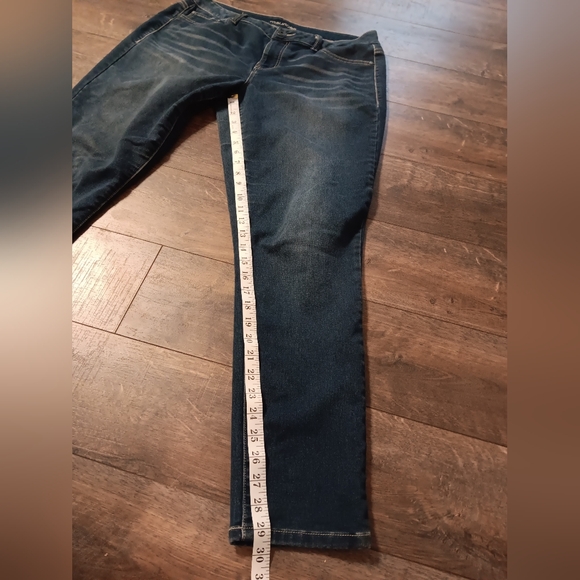 Maurices denim jeans L-R - Picture 3 of 5